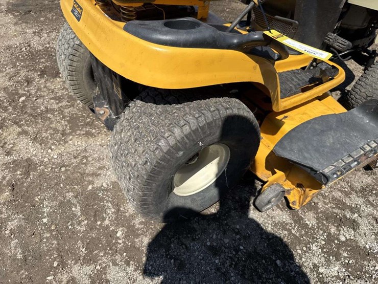 cub-cadet-1050-image-8