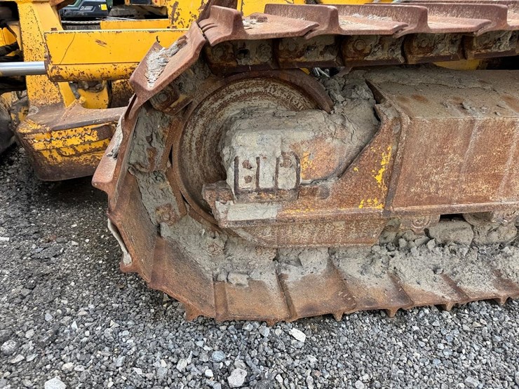 komatsu-d39px-21-image-12