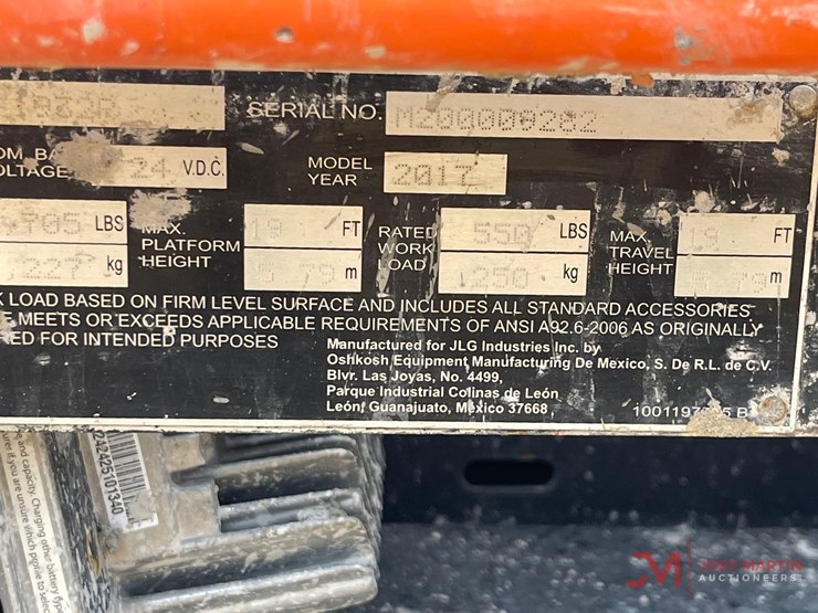 2017-jlg-1932r-image-16