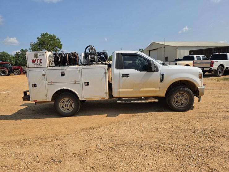 2018-ford-f250-image-18