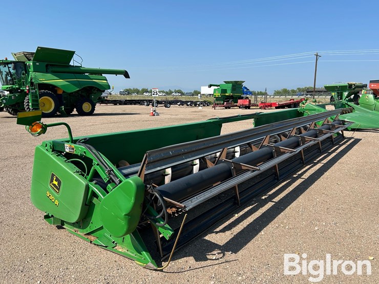 2001-john-deere-930r-image-3