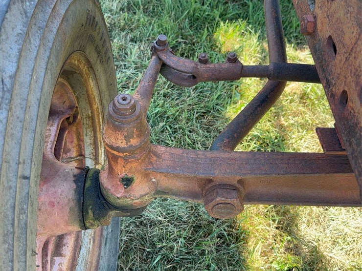 mccormick-deering-super-w-9-image-16