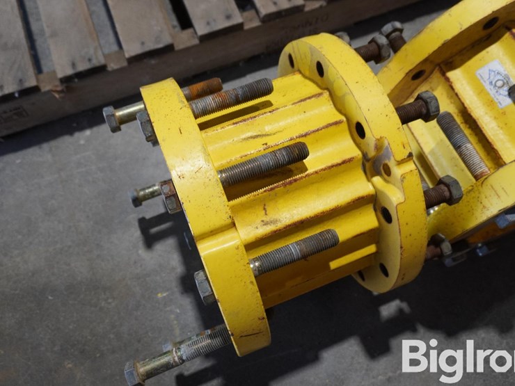 unverferth-10"-10-bolt-wheel-spacers-image-10