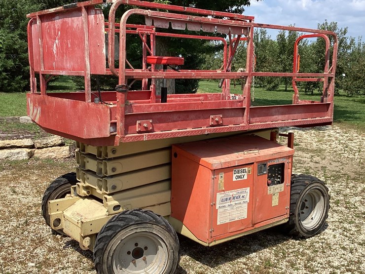 2002-jlg-260mrt-image-1