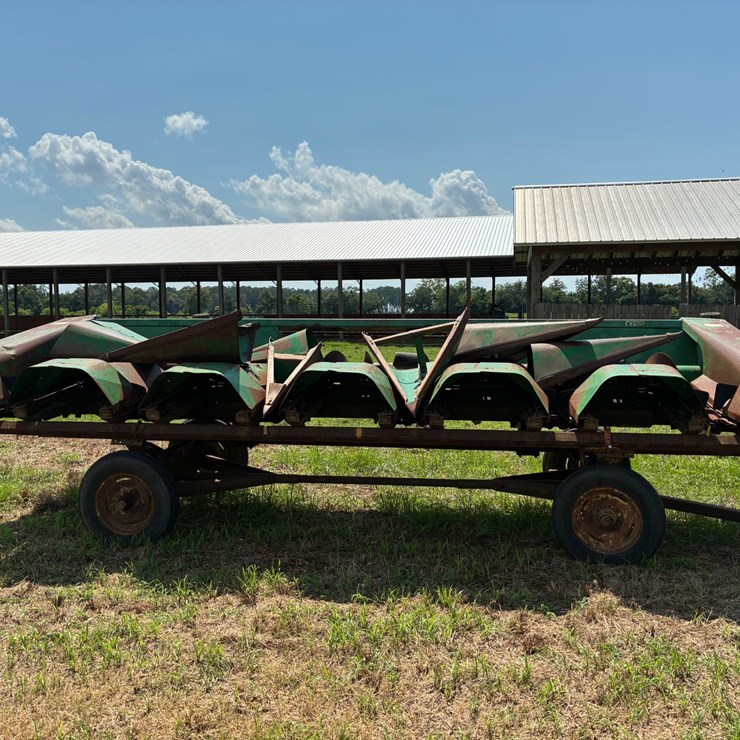 JOHN DEERE 644