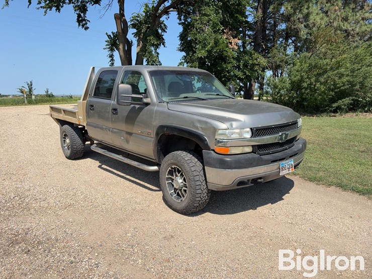 2001-chevrolet-2500hd-image-1