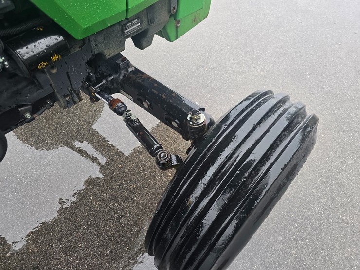 john-deere-5200-image-32