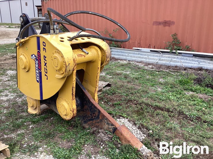 2014-komatsu-pc220-image-3