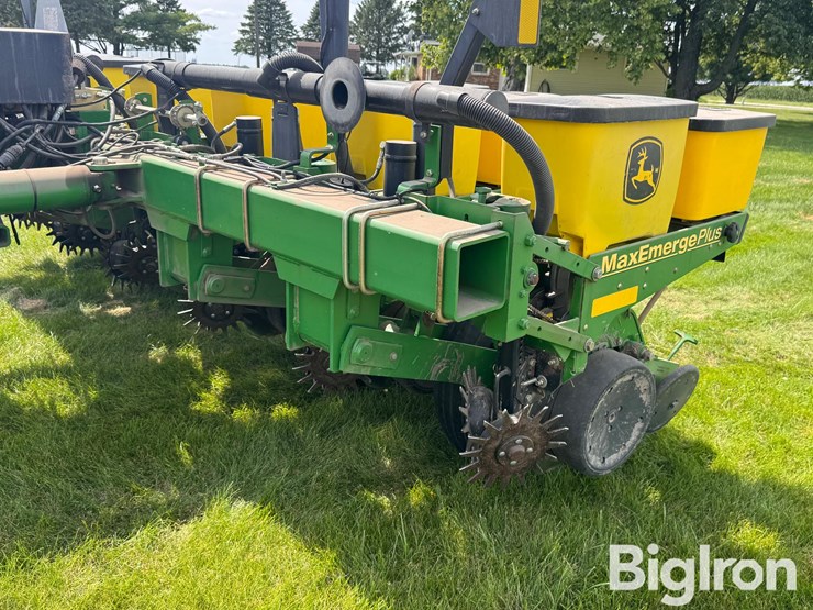 2003-john-deere-1770-image-16