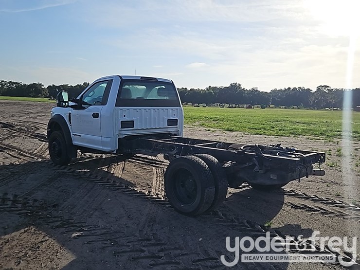 2018-ford-f550-image-4