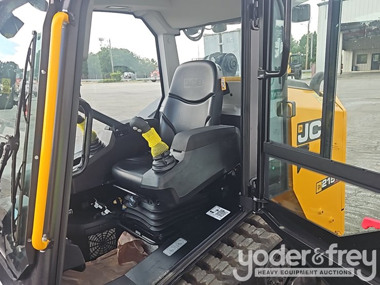 2026-jcb-215t-image-25