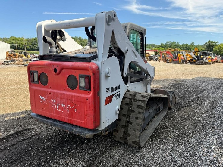 2019-bobcat-t770-image-4
