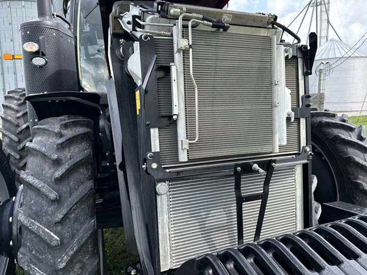 2024-case-ih-340-image-12