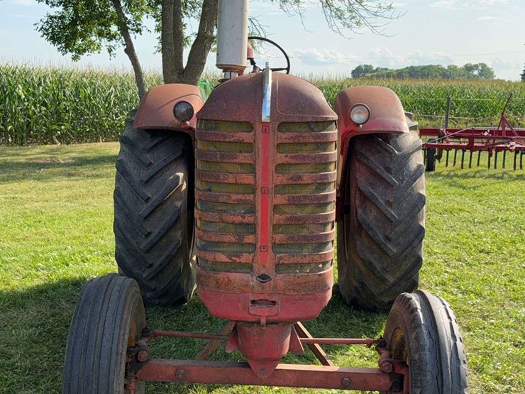 massey-ferguson-444-image-8
