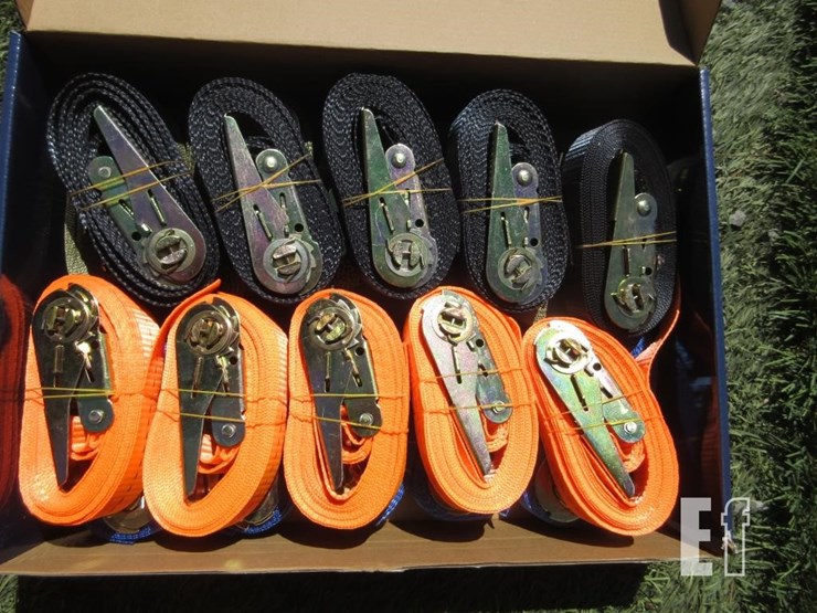 box-of-hookless-3.5m-ratchet-straps-image-2