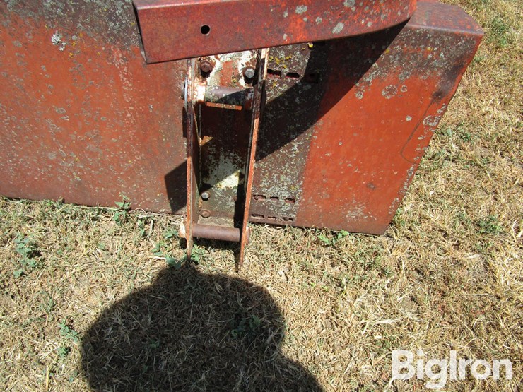 farmhand-10-bale-image-14