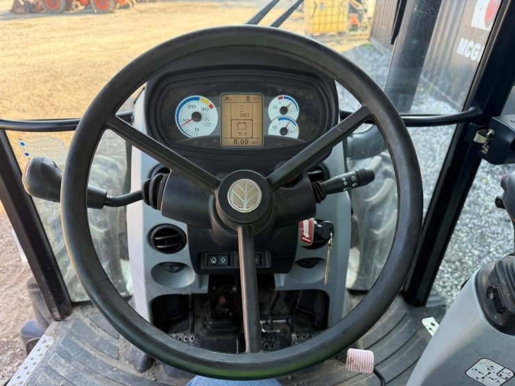 new-holland-t4.75-image-18