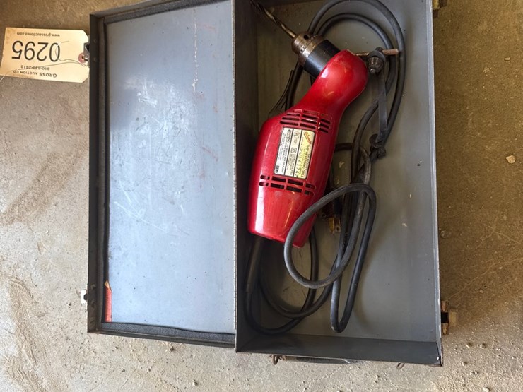 #295-•-milwaukee-3/8-inch-reversing-drill-image-2