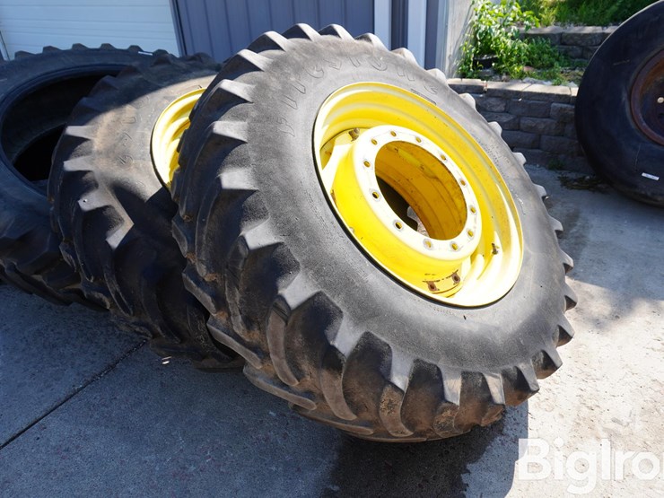 john-deere-16-image-3