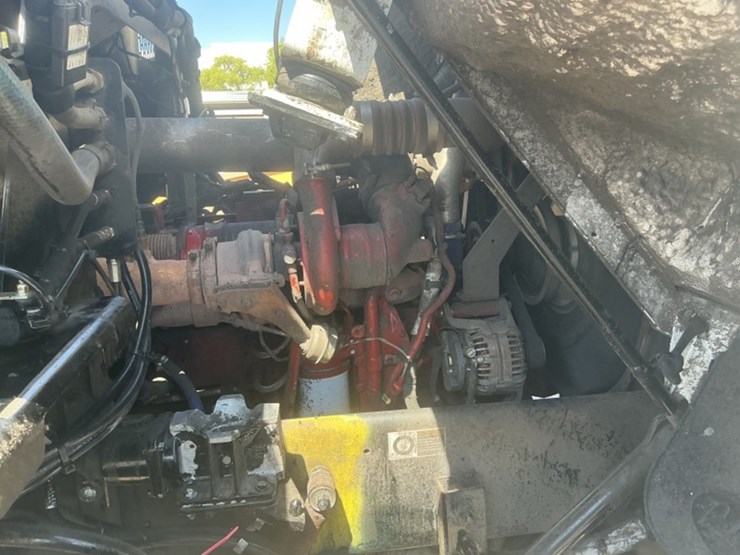 2018-peterbilt-520-image-12