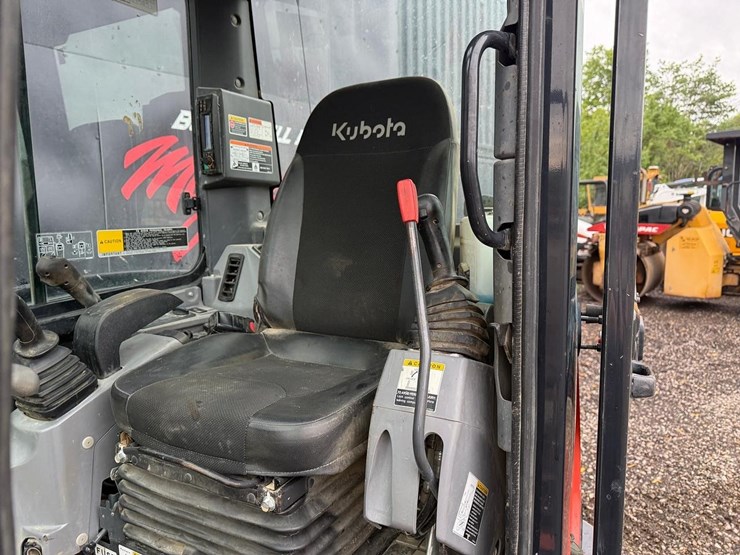 2020-kubota-kx040-4-image-18