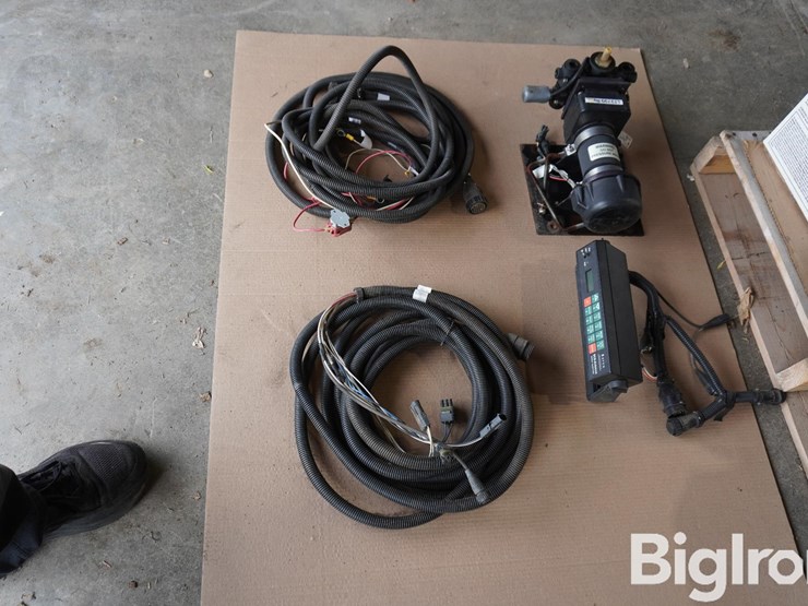 raven-sidekick-w/monitor-drive-image-4