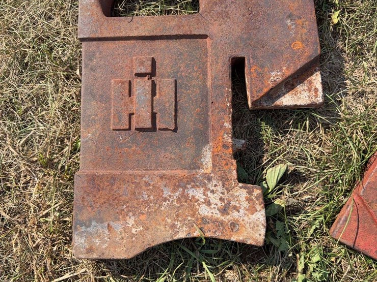 (2)-international-harvester-suitcase-weights-image-3