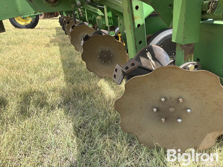 john-deere-2-image-13