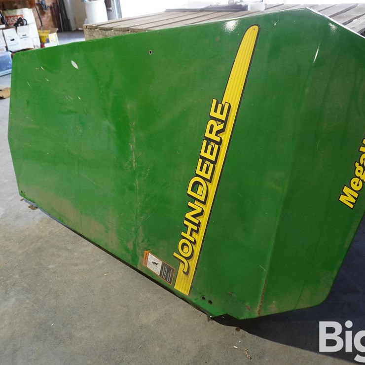 JOHN DEERE 567
