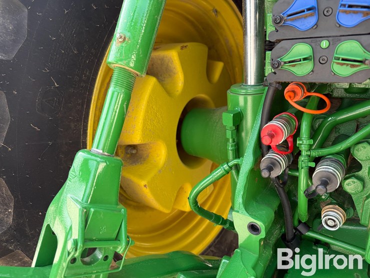 2024-john-deere-8r-310-image-18