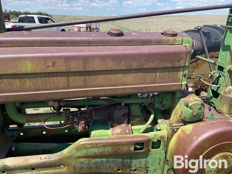 1950-john-deere-b-image-12