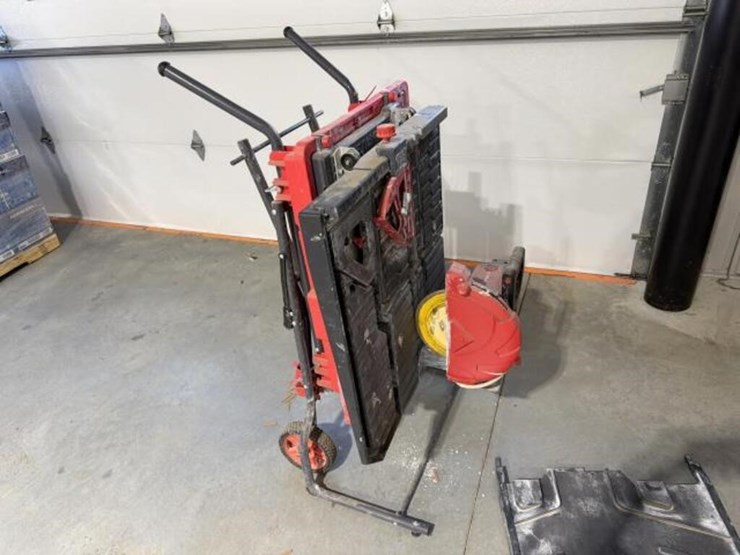 rubi-dt-10in-max-tile-saw-on-stand-image-12