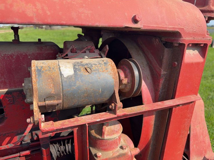 farmall-f-20-image-19