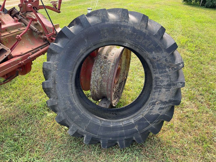 farmall-f-30-image-42