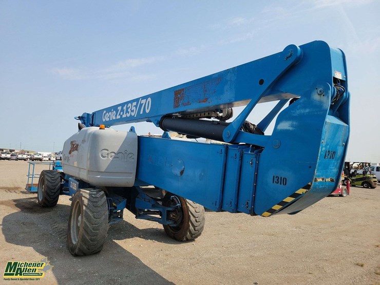 2013-genie-z135/70-image-10