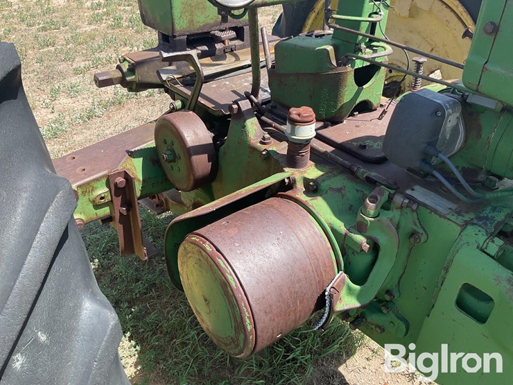 1950-john-deere-b-image-19