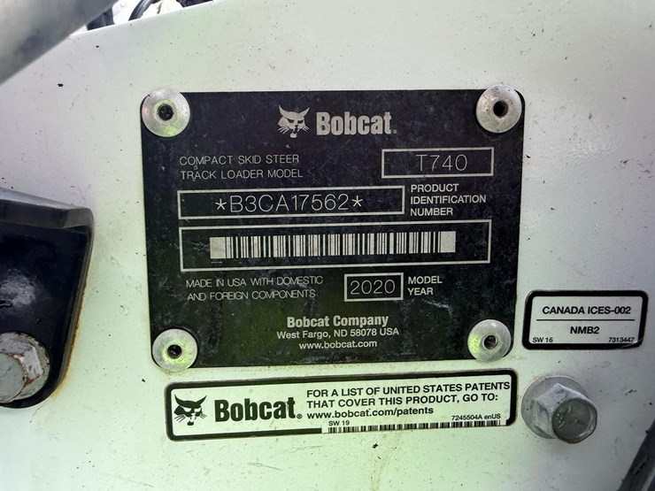 2020-bobcat-t740-image-29