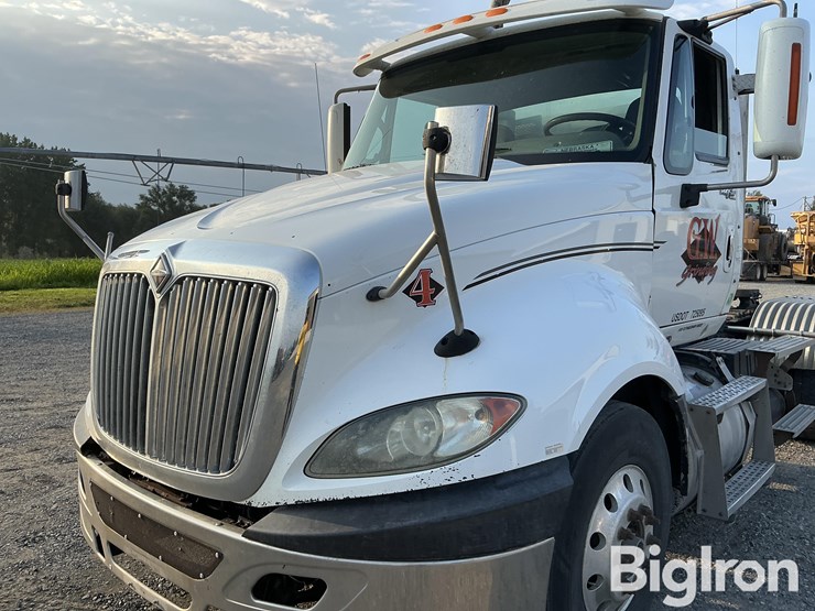 2009-international-prostar-image-11