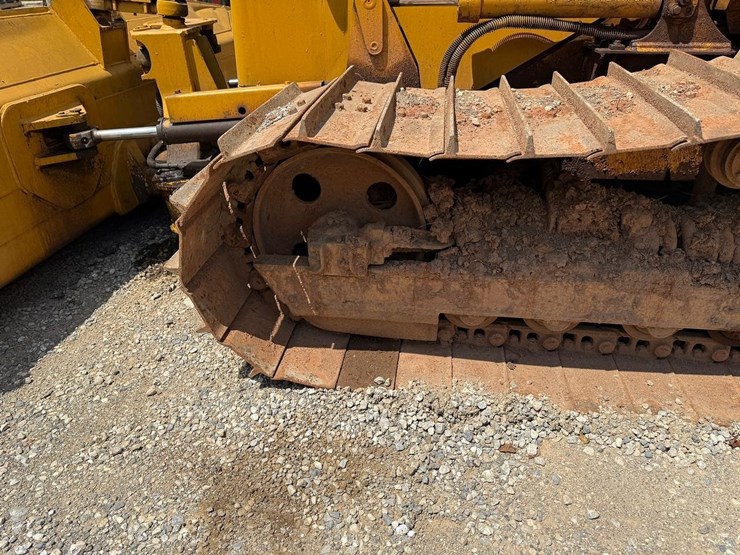 caterpillar-d4g-lgp-image-17