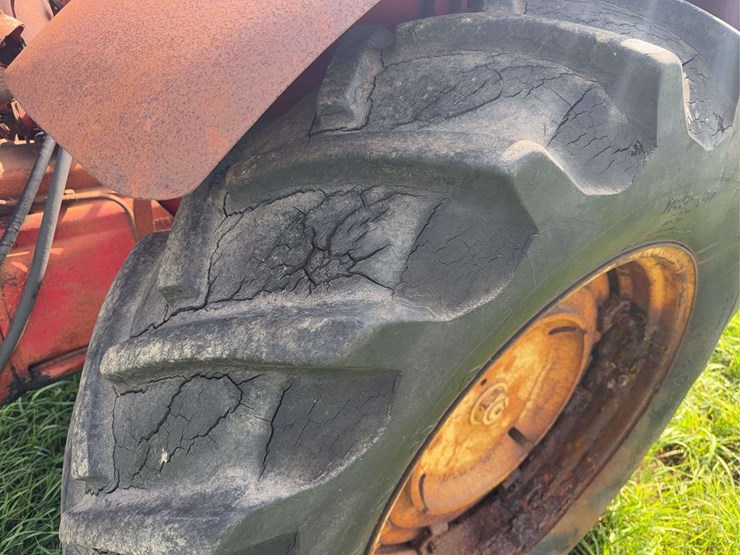 massey-ferguson-44-image-46