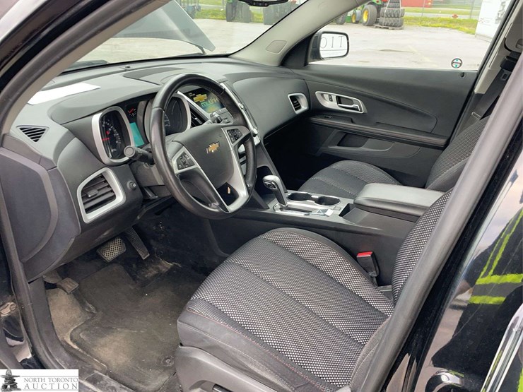 2015-chevrolet-equinox-image-11