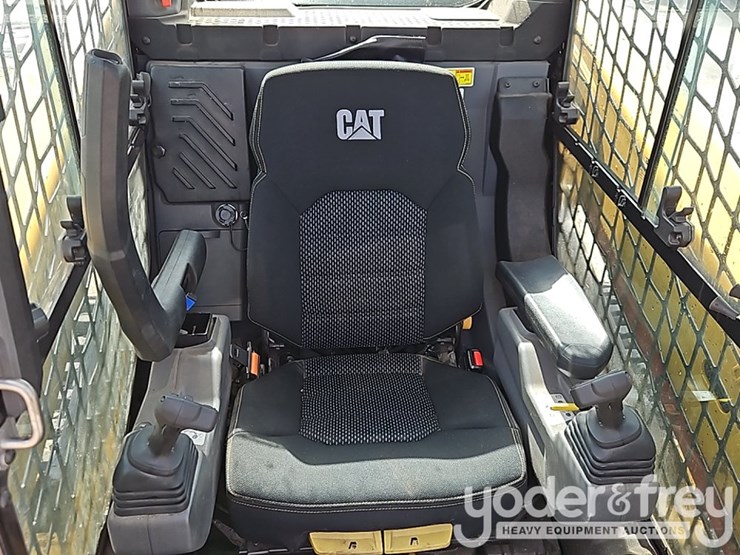 2025-caterpillar-275-image-25