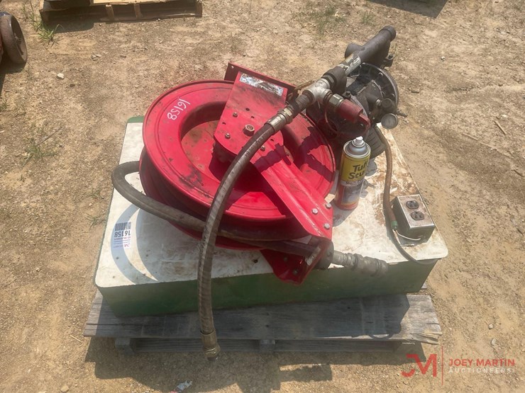 parts-washer-w/hose-and-reel-image-2