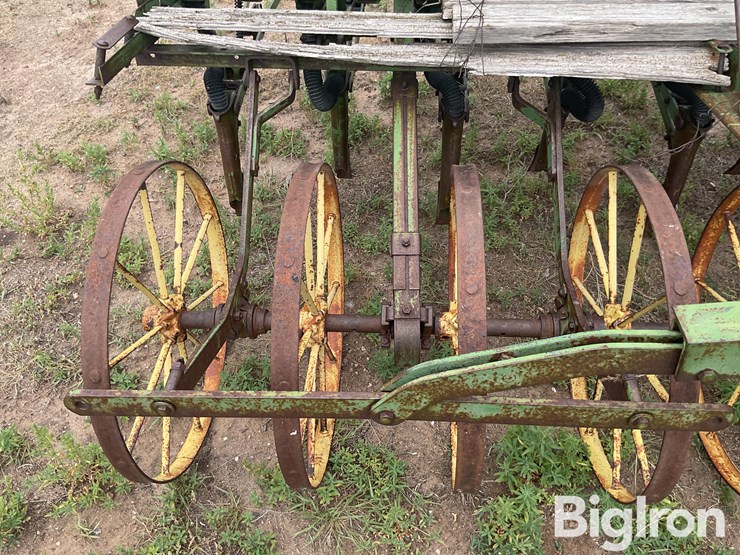john-deere-ll-image-12