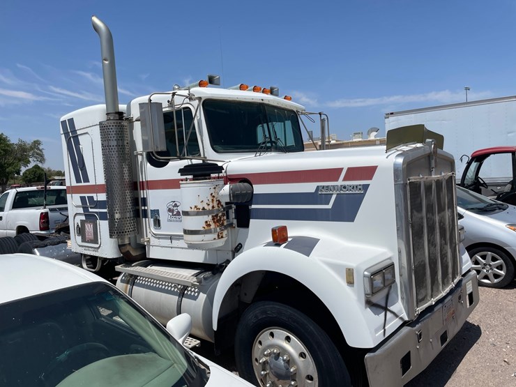 1988-kenworth-w923-image-2
