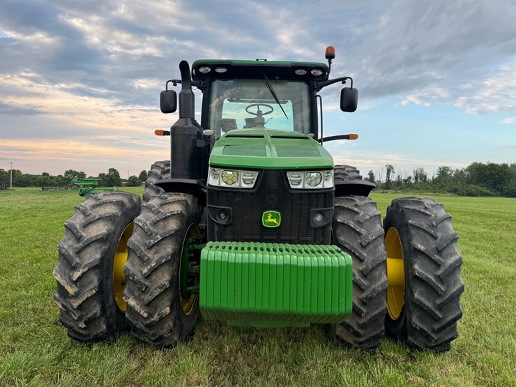 john-deere-8345r-image-11