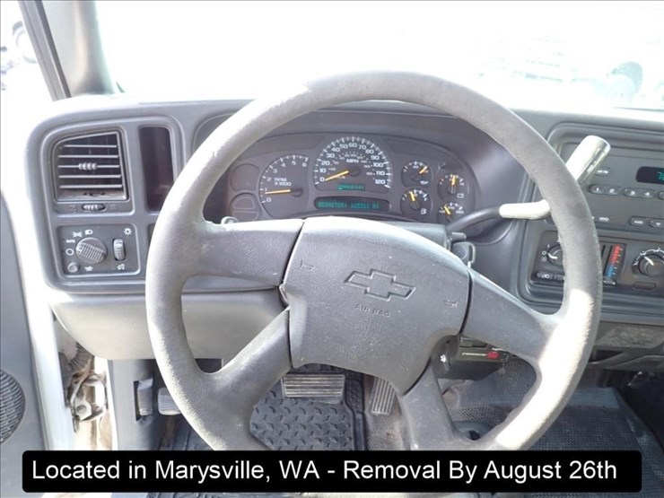 2003-chevrolet-1500-image-8