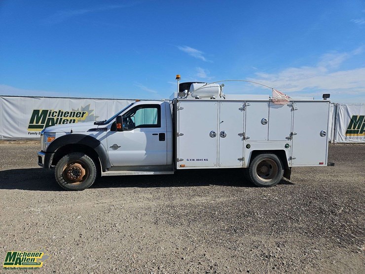 2013-ford-f550-image-4