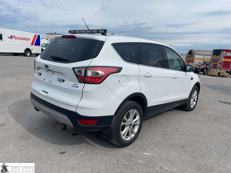 2017-ford-escape-image-5
