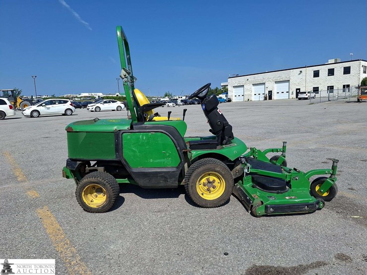 2010-john-deere-1445-image-4